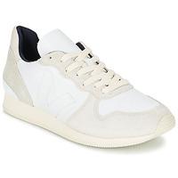 veja holiday low top womens shoes trainers in white