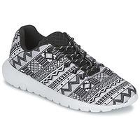 Vero Moda VM TRIBAL women\'s Shoes (Trainers) in grey