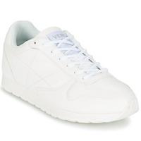 Vero Moda VMSILLA SNEAKER women\'s Shoes (Trainers) in white