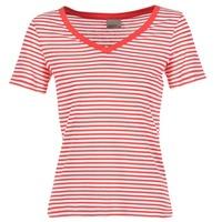 Vero Moda MARLEY women\'s T shirt in red