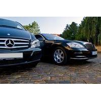 vienna private transfer to prague in a luxury vehicle