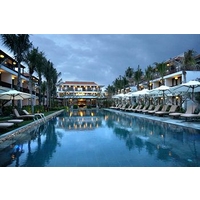 Vinh Hung Emerald Resort