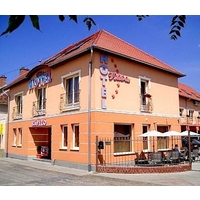 Viktória Hotel