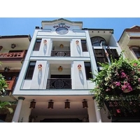 Vinh Hung Library Hotel