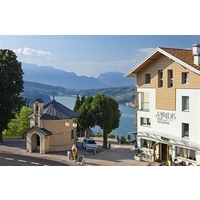 Viridis Hotel
