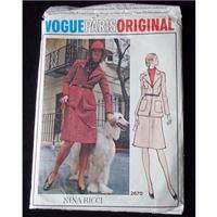 Vintage Vogue Suit Pattern, Paris Original (Nina Ricci) 2670, size 12, bust 34