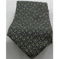 Vintage 1970s green patterned kipper tie