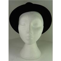 Vintage Unbranded Black Trilby Hat