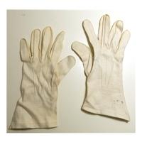 vintage cream thin cotton reversal seam gloves