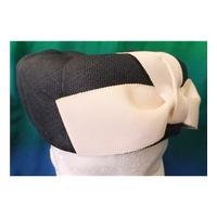 Vintage Bermona Model Navy/White Pillbox Hat