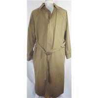 Vintage London Fog size 36 regular olive green raincoat