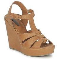 Vic GUADALOUPE women\'s Sandals in brown