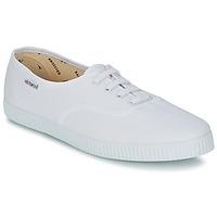 Victoria 6613 women\'s Shoes (Trainers) in white