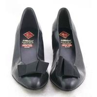 vintage st michael size 45 black slip on shoes