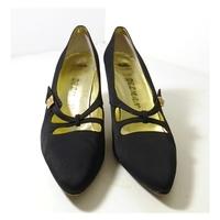 Vintage Delman Size 8 1/2 M (UK Small 6) Black Low Heel Pointed Shoes with Gold Diamante Fastening