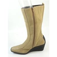 Vio-Ladies - Size 38 (5.5) - Camel - Suede Block Heel Calf Boots