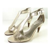 via spiga size 65 gold peep toe heeled sandal