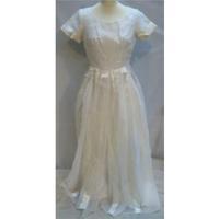 Vintage Model By Rebuck Ivory/Cream Wedding Dress Waist 24\