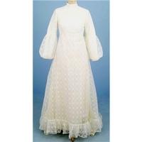 Vintage 80s, size: S ivory wedding dress