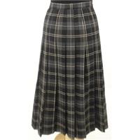 Vintage St Michael circa 1980\'s Size 12 Black Grey Pleated Pure Wool Midi Plaid Check Skirt
