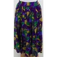 Vintage: Jacques Vert, Size 10 Purple Mix Floral Patterned Skirt