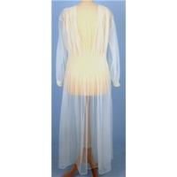 Vintage 30s Unbranded Size M white negligee