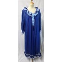 Vintage 1970\'s Size 12-14 Blue Negligee & Matching Contrast Nightie Unbranded - Size: 14 - Blue - Chemise
