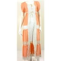 Vintage Circa 1940\'s 50\'s Liberty Size S Peach Silk Night Dress