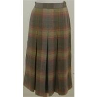 Vintage 80\'s, Aquascutum, size S green/pink checked skirt