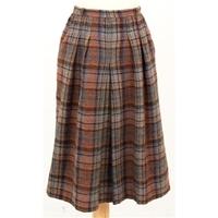 Vintage, Alexon Sportset, size 14 brown wool checked skirt