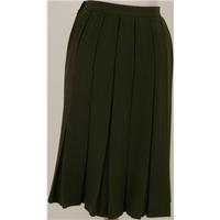 Vintage 40\'s Hebe Sports, size S moss-green pleated skirt