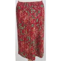 Vintage Liberty Plus, size XL red & green pleated wool skirt