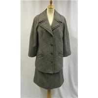 Vintage - Harella - Size Medium - Grey - Skirt Suit