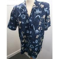 viyella small patterned blue shirt viyella size s blue short sleeved s ...