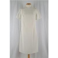 vintage short sleeved dress size m