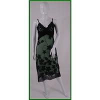 vila size m green cocktail dress