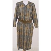 Vintage Leisure of London, size 14 green & yellow checked dress