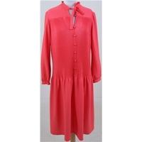 Vintage 70s Davisella, size 14 salmon-pink long-sleeved dress