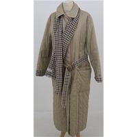 Vintage 80\'s, Aquascutum, size L, beige quilted coat & checked scarf