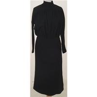 Vintage 1940\'s Robert Piguet, size M black dress