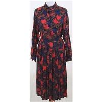 Vintage 80\'s, Dorothy Perkins size 10 black & red patterned two-piece