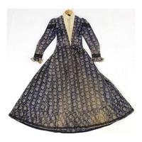 Vintage Turn of the Century 1910 Edwardian Size 6 Indigo and Cream Dress