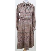 Vintage 80\'s Handmade, size M grey mix patterned dress