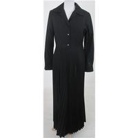 Vintage 70\'s Marimekko, size 14 black pleated wool dress