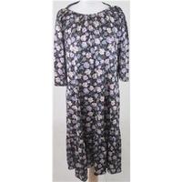 Vintage 60s Size L black & mauve floral summer dress