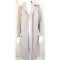 Vintage 1970\'s Davisella Size 16 Pale Grey Diamond Patterned Lightweigth Crimplene Coat