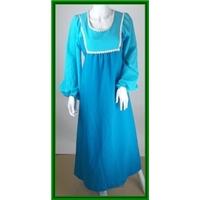 Vintage - Handmade - Size: S - Blue - Long Dress