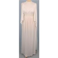 Vintage 70s, size 12 white evening dress with train