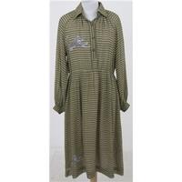 Vintage, size M khaki & white striped dress with leopards