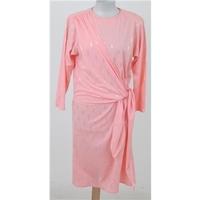 Vintage 70s Unbranded Size:12 peach draped dress